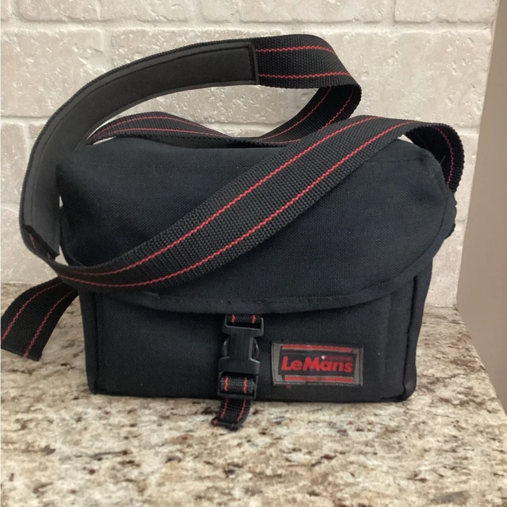 Vintage LeMans LE-2010A camera bag EUC